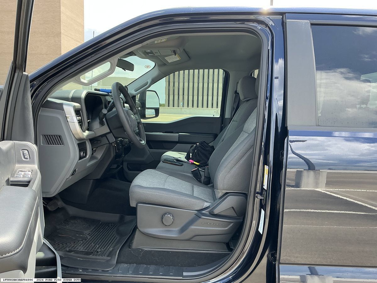Used 2024 Ford F250 XL w/ STX Appearance Package AWD/4WD image 8