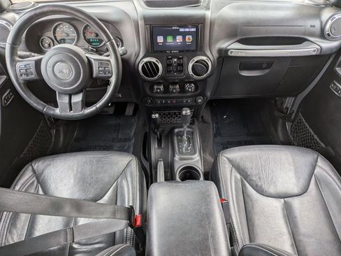 Used 2016 Jeep Wrangler Unlimited Sahara w/ Mopar Chrome Edition Group image 19