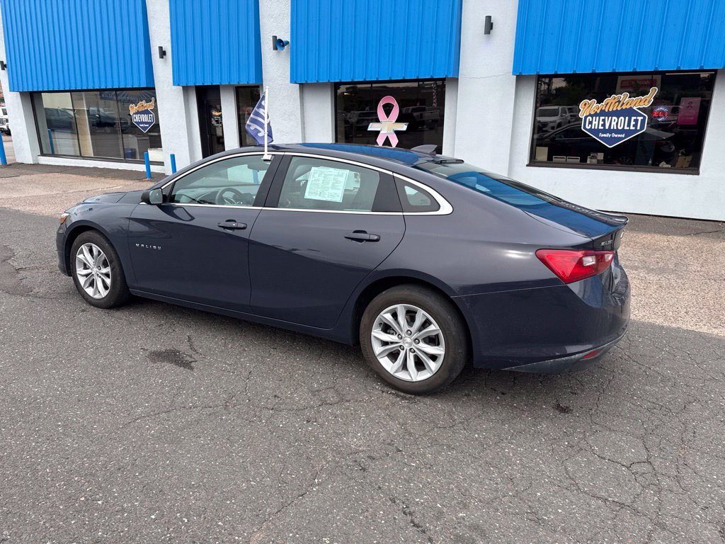 Used 2025 Chevrolet Malibu LT FWD image 16