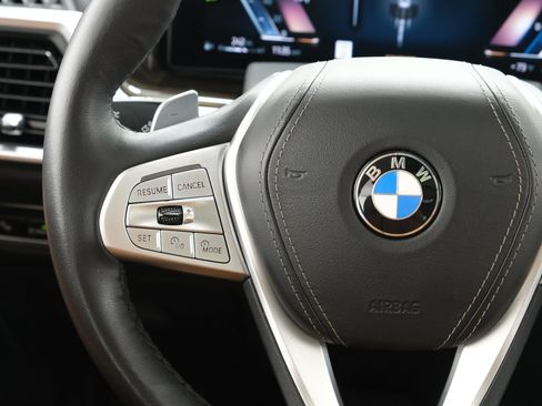 Used 2024 BMW X7 xDrive40i w/ Executive Package AWD/4WD image 12