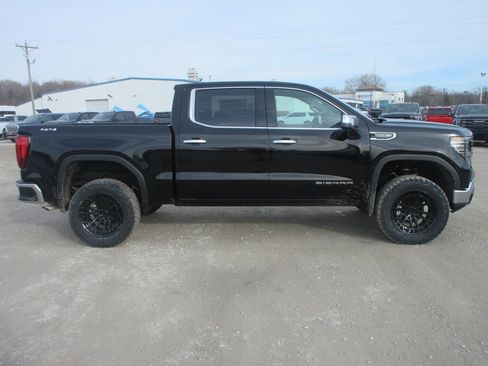 New 2026 GMC Sierra 1500 SLT w/ SLT Convenience Package image 3