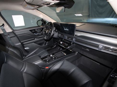 New 2026 Lincoln Corsair Premiere image 20