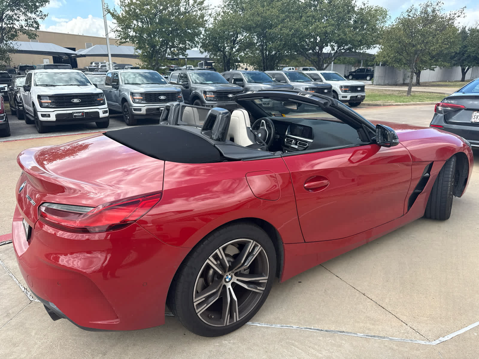 Used 2023 BMW Z4 sDrive30i w/ Premium Package RWD image 10