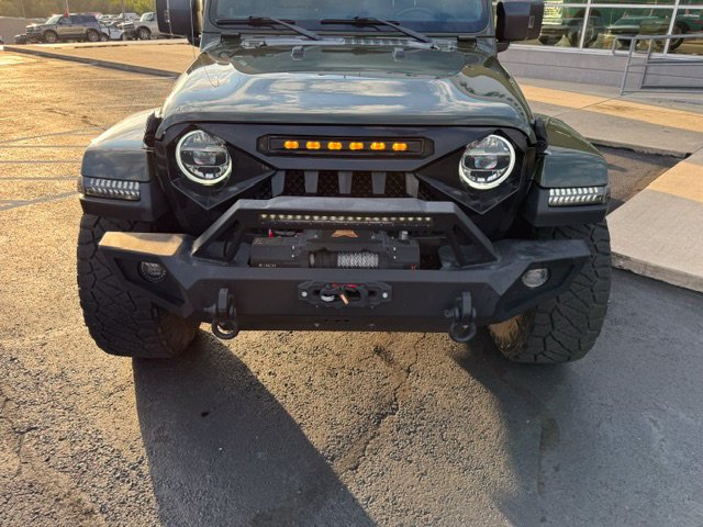 Used 2022 Jeep Gladiator Sport AWD/4WD image 10