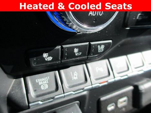 Used 2020 GMC Sierra 2500 Denali w/ Denali Ultimate Package image 17