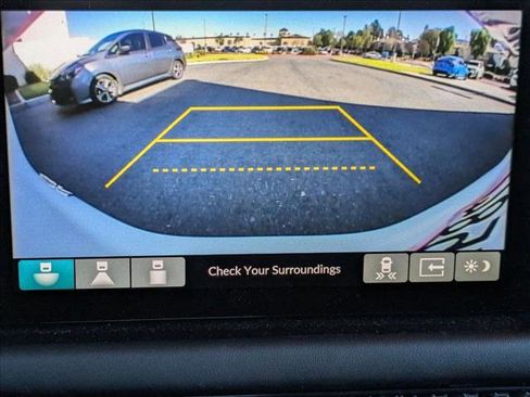 Used 2023 Honda HR-V EX-L image 13