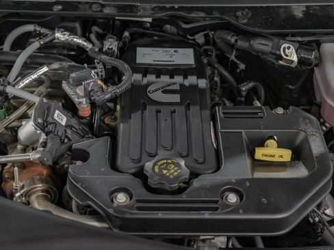 Used 2026 RAM 3500 Laramie AWD/4WD image 60
