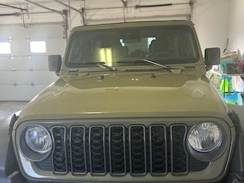 Used 2025 Jeep Wrangler Sport S image 2