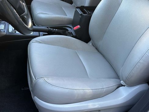 Used 2015 Subaru Forester 2.5i Limited image 21