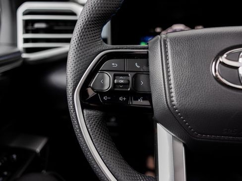 Used 2025 Toyota Tundra Platinum image 15