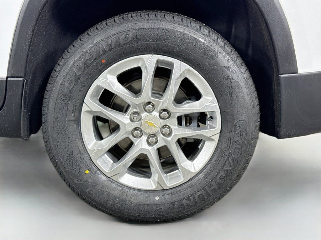 Used 2019 Chevrolet Traverse LT FWD image 36