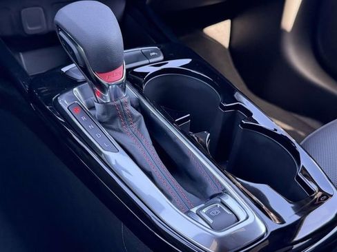 New 2026 Chevrolet Trax RS w/ Sunroof Package image 31