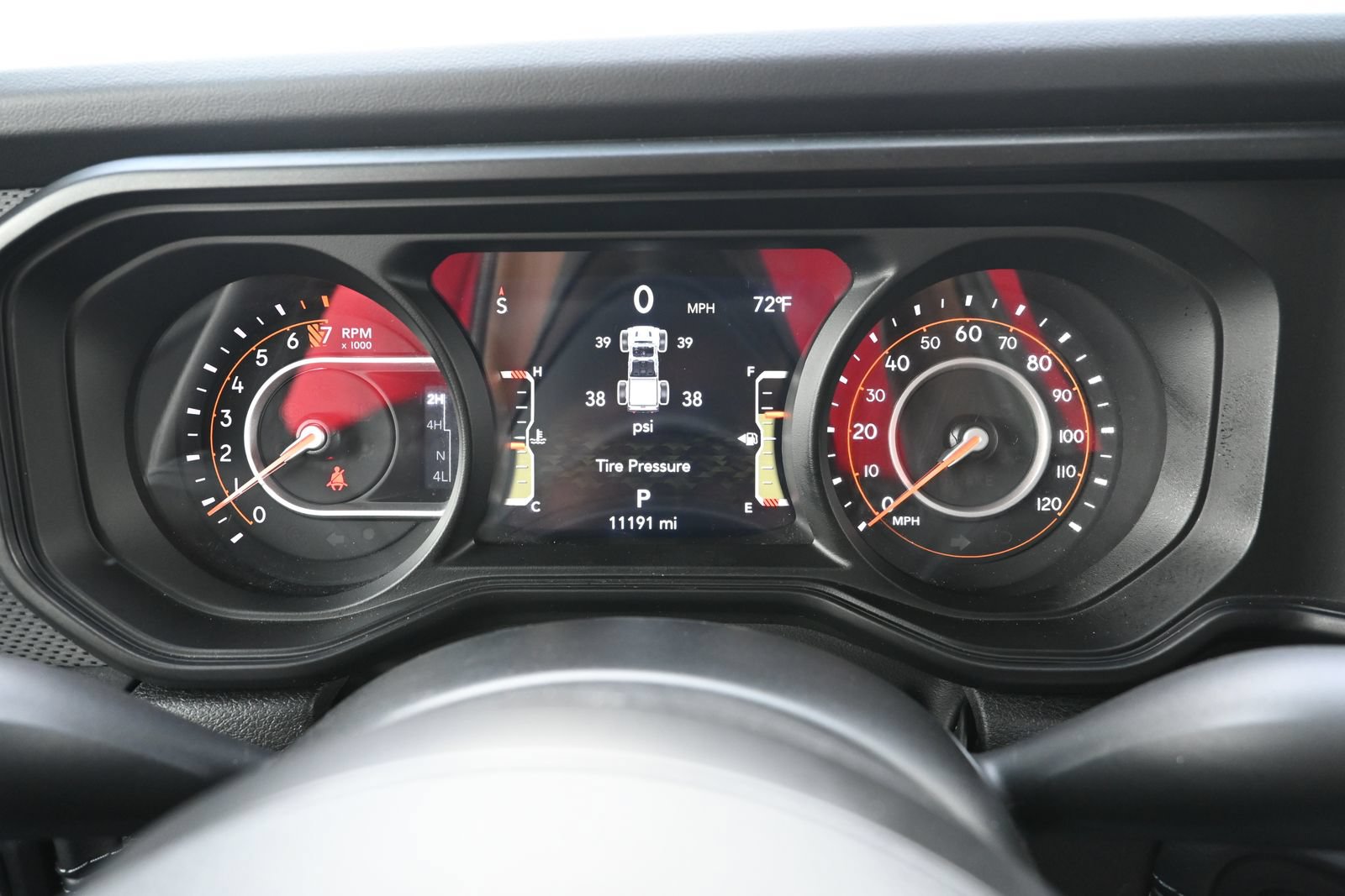 Used 2026 Jeep Gladiator Mojave AWD/4WD image 10