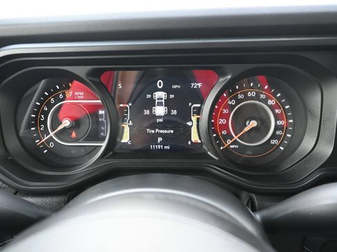 Used 2026 Jeep Gladiator Mojave AWD/4WD image 10