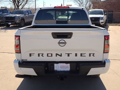 New 2026 Nissan Frontier SV image 3