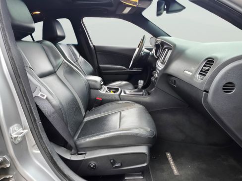 Used 2016 Dodge Charger R/T w/ Plus Group image 29