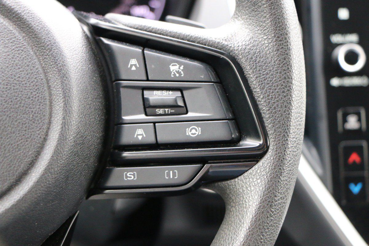 Used 2024 Subaru Crosstrek 2.0i Premium w/ Crosstrek Mirror Package AWD/4WD image 19