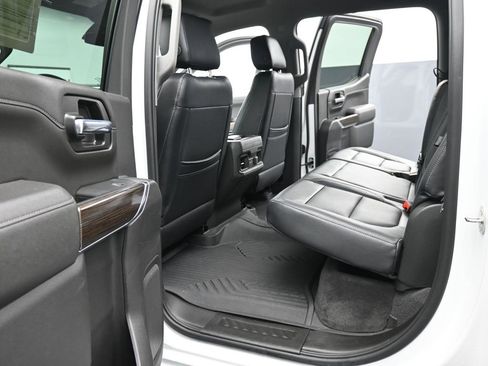 Used 2021 Chevrolet Silverado 1500 LT Trail Boss image 16