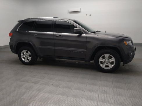 Used 2016 Jeep Grand Cherokee Laredo w/ Quick Order Package 23E image 11