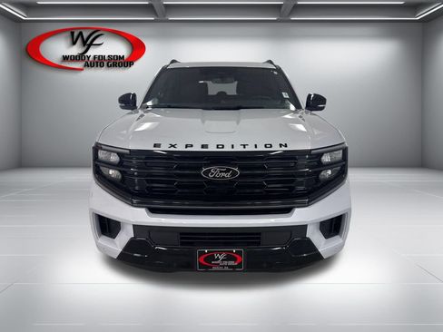 New 2026 Ford Expedition Max Platinum w/ Stealth Performance Package AWD/4WD image 2