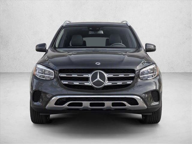 Used 2022 Mercedes-Benz GLC 300 image 2