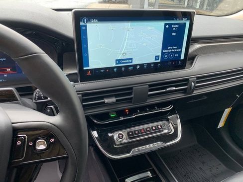 New 2026 Lincoln Corsair Grand Touring AWD/4WD image 28