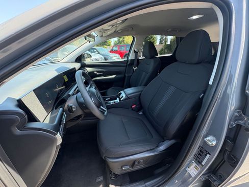 Used 2025 Hyundai Tucson SEL FWD image 39