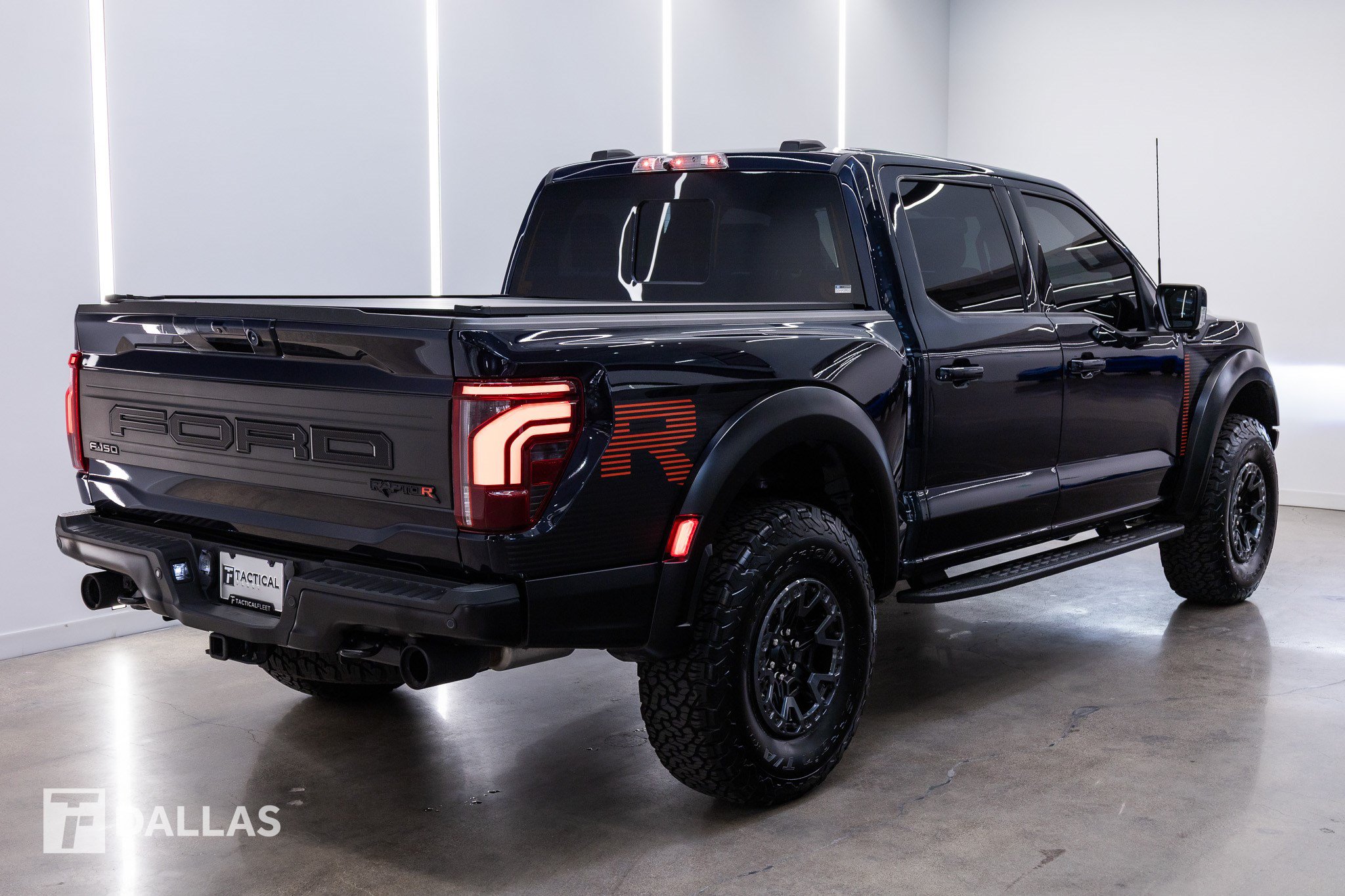 Used 2026 Ford F150 Raptor w/ Equipment Group 803A Raptor R AWD/4WD image 15