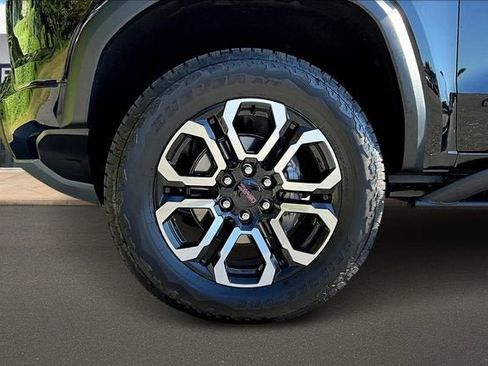 New 2025 GMC Canyon AT4 w/ Nightfall Edition image 12