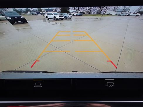 Used 2024 Chevrolet Silverado 1500 LT image 19