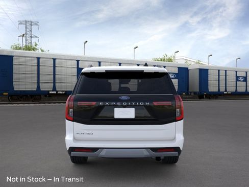 New 2026 Ford Expedition Platinum AWD/4WD image 18