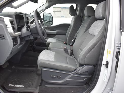 New 2026 Ford F250 XLT w/ XLT Premium Package RWD image 15