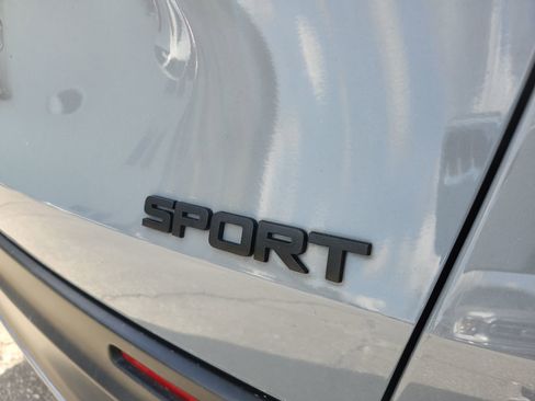 Used 2024 Honda HR-V Sport image 19