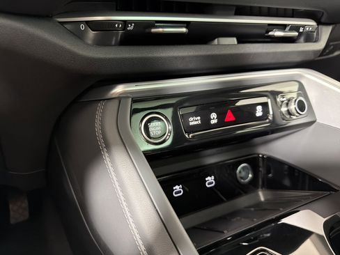 Certified 2025 Audi Q5 Premium w/ Convenience Package AWD/4WD image 26