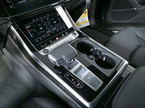 New 2026 Audi Q8 Premium Plus image 18