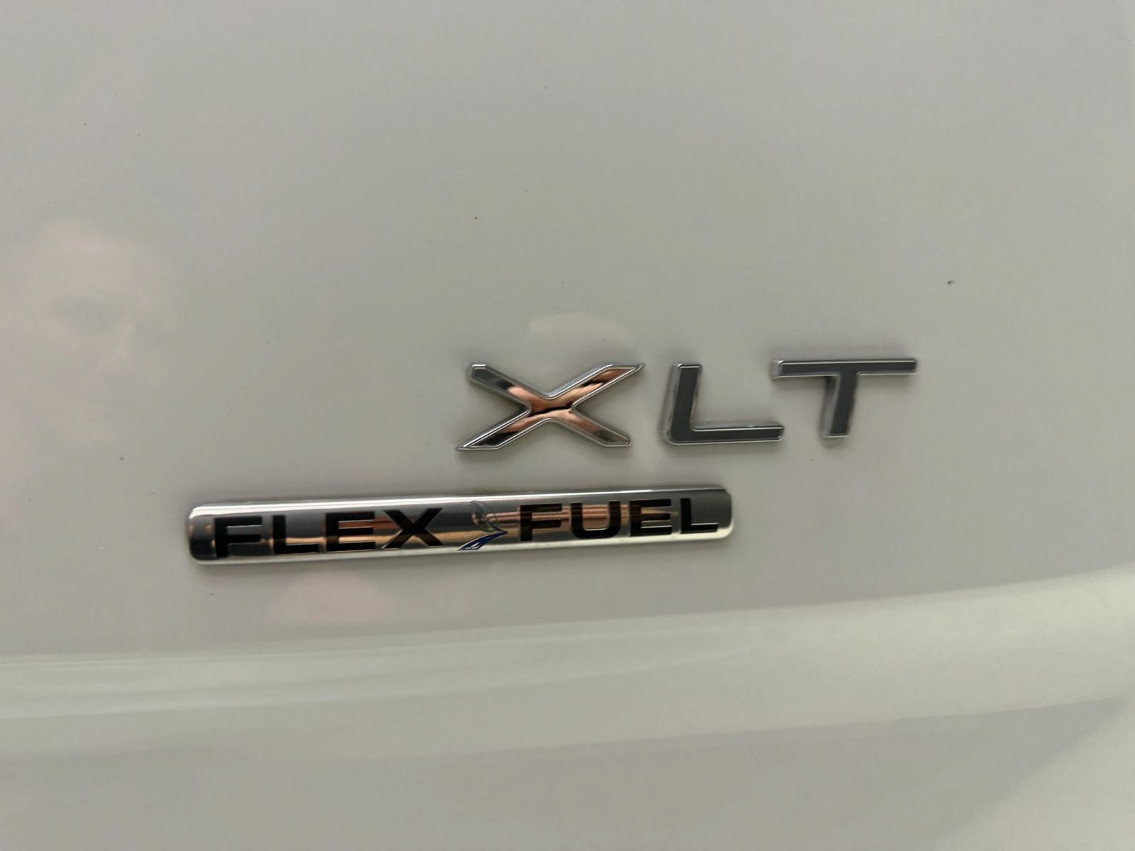 Used 2020 Ford Transit Connect XLT FWD image 12