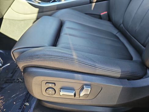 Used 2020 BMW X5 xDrive40i w/ Premium Package image 31