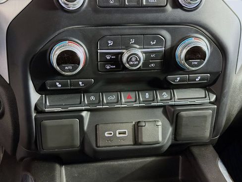 Used 2021 GMC Sierra 1500 Elevation w/ X31 Off-Road Package AWD/4WD image 16