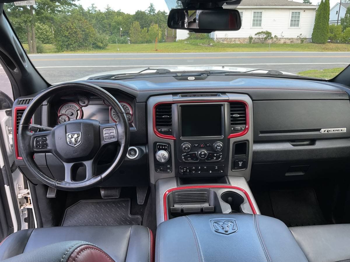 Used 2016 RAM 1500 Rebel w/ Luxury Group AWD/4WD image 5