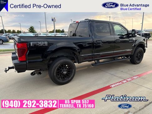 Used 2022 Ford F250 XLT w/ Black Appearance Package AWD/4WD image 12