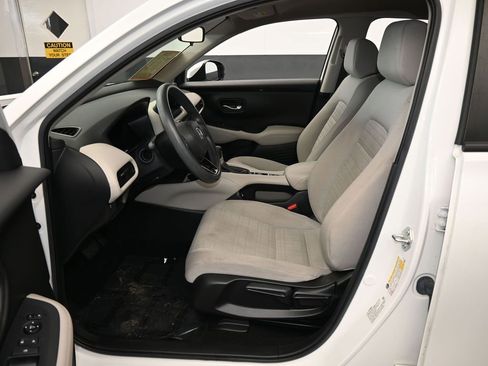 Used 2023 Honda HR-V LX image 11
