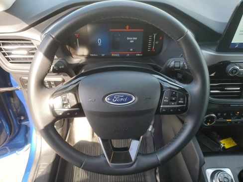 Certified 2023 Ford Escape Active AWD/4WD image 17