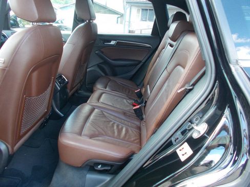 Used 2017 Audi Q5 2.0T Premium AWD/4WD image 6