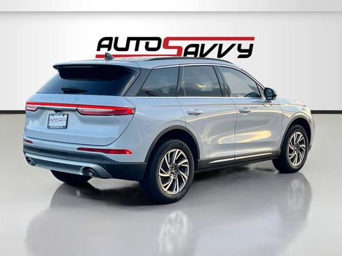 Used 2025 Lincoln Corsair FWD w/ Equipment Group 101A image 7