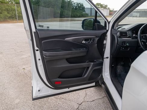 Used 2021 Honda Pilot Special Edition image 11