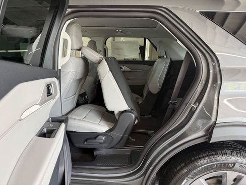 New 2026 Ford Explorer Active w/ Active Comfort Package AWD/4WD image 27