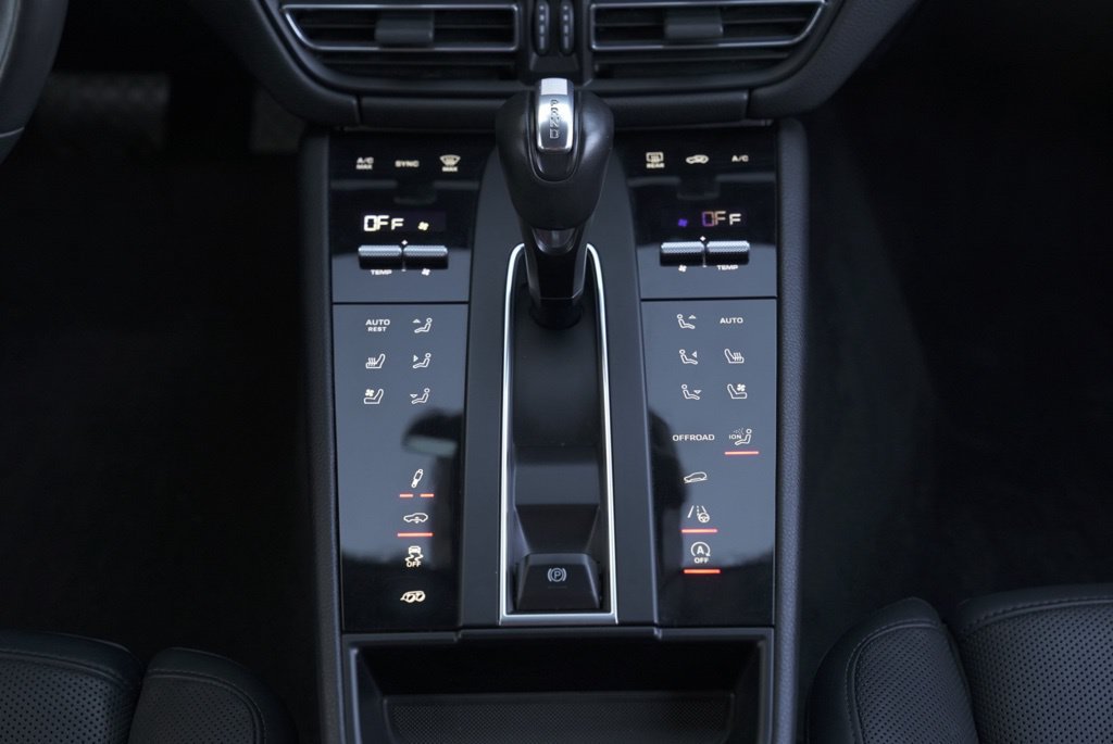 Used 2023 Porsche Macan GTS w/ Premium Package Plus AWD/4WD image 55