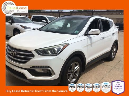 Used 2017 Hyundai Santa Fe Sport w/ 2.4L Tech Package 04 FWD image 1