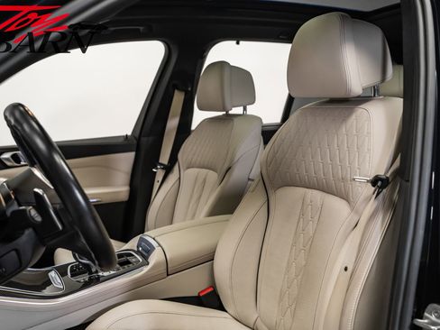 Used 2023 BMW X5 M50i w/ Executive Package image 25