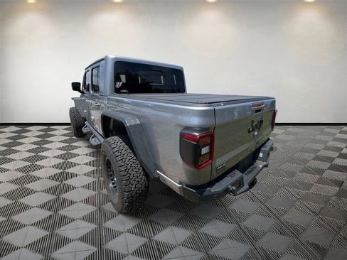 Used 2021 Jeep Gladiator Overland AWD/4WD image 8